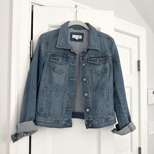 Denim Jean Jacket in Medium Wash, Small